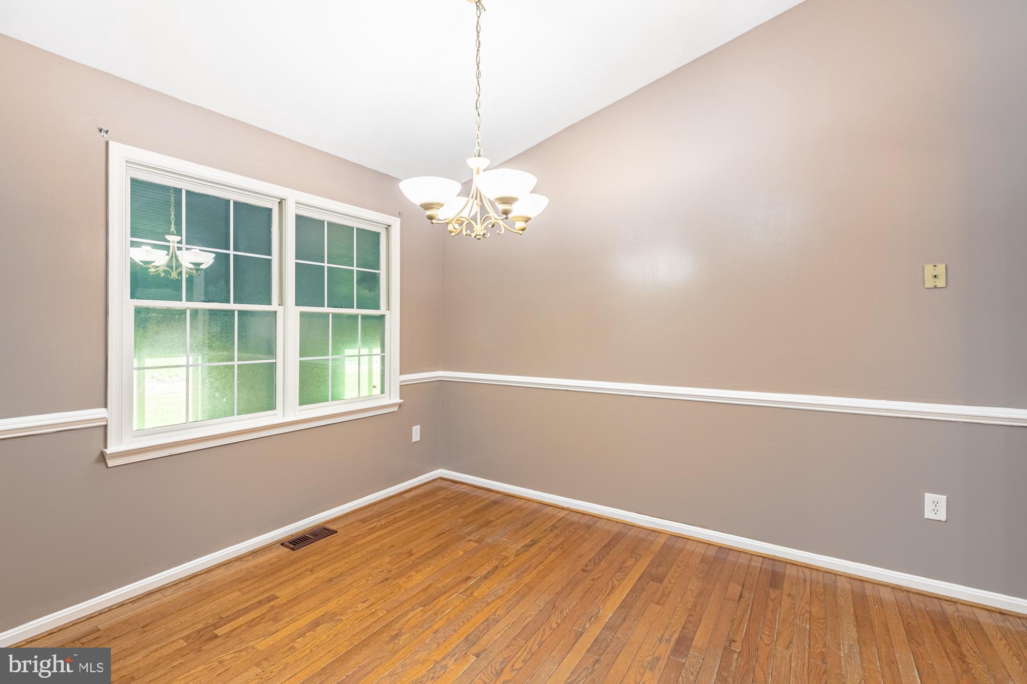 8948 Round Top Road Manassas, VA 20112 - Photo 22 of 35 Bedroom