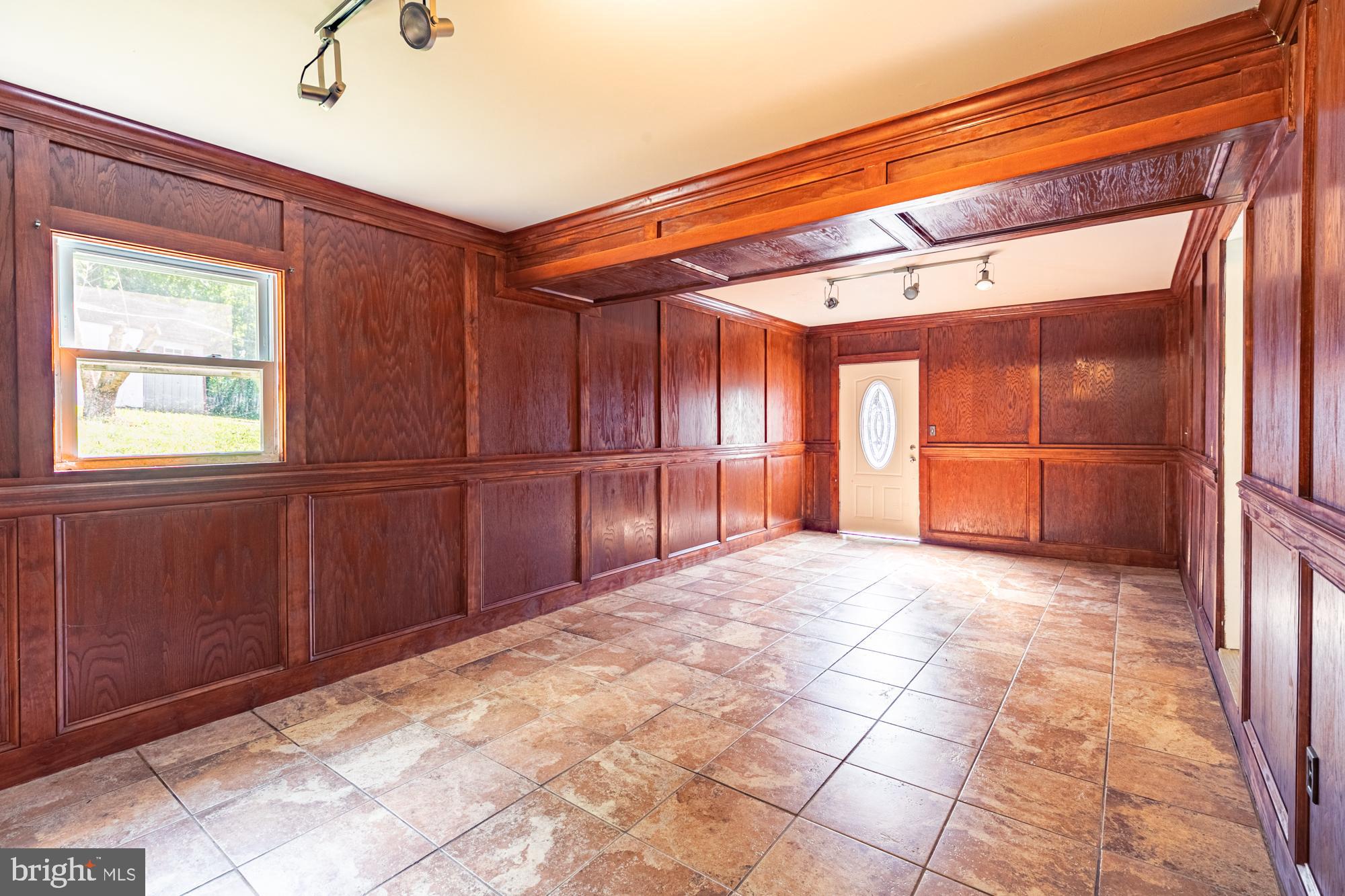 8948 Round Top Road Manassas, VA 20112 - Photo 28 of 35 Bedroom