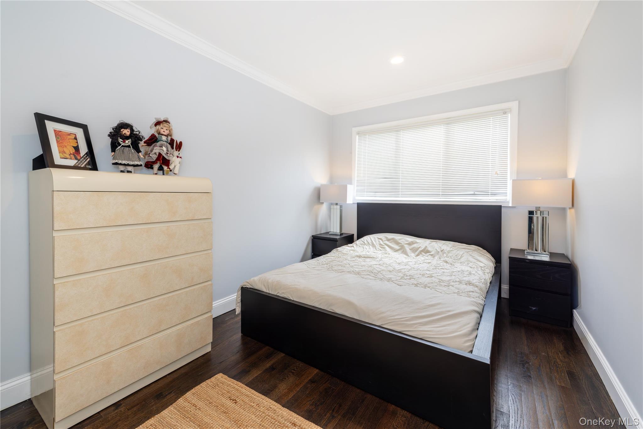 2590 Riverside Drive Wantagh, NY 11793 - Photo 20 of 27