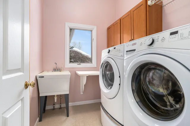 $525,000 | 146 Steamburg Drive, East Leroy, MI 49051