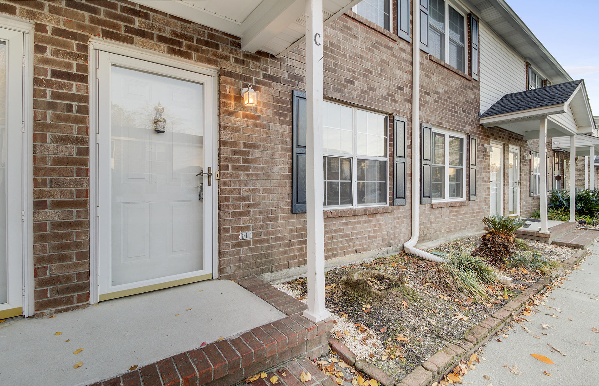 2039 Rondo Street, Unit C Charleston, SC 29414 - Photo 4 of 23 4
