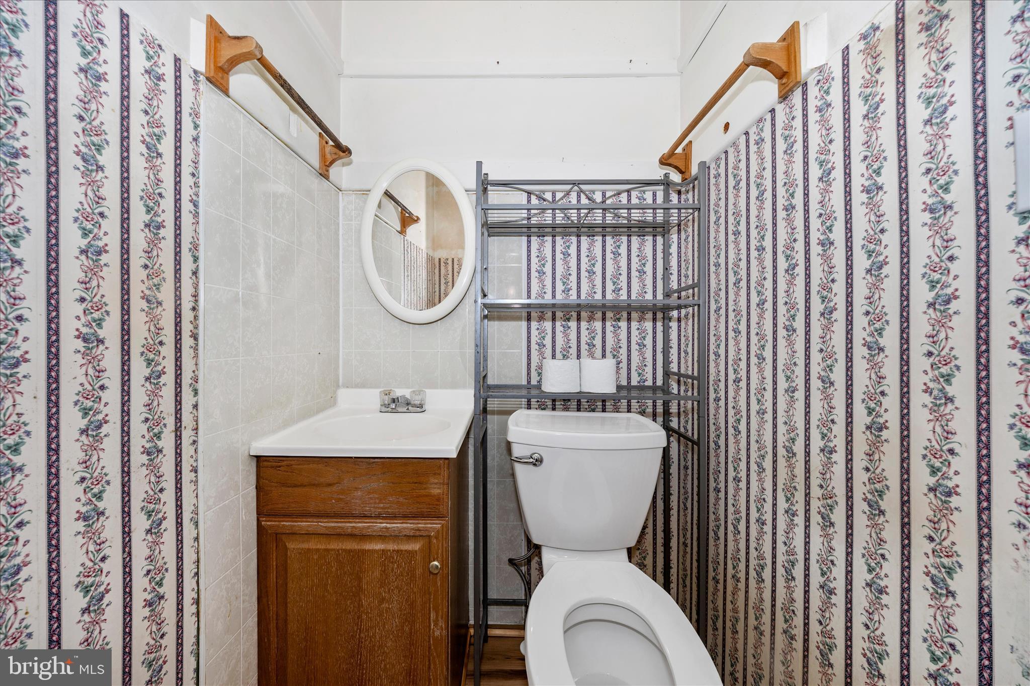 17534 Lincolnshire Road Hagerstown, MD 21740 - Photo 20 of 50 Primary Bathroom