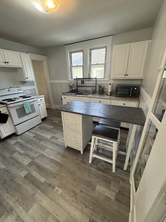 21 Fullerton Street Springfield, MA 01151 - Photo 17 of 32