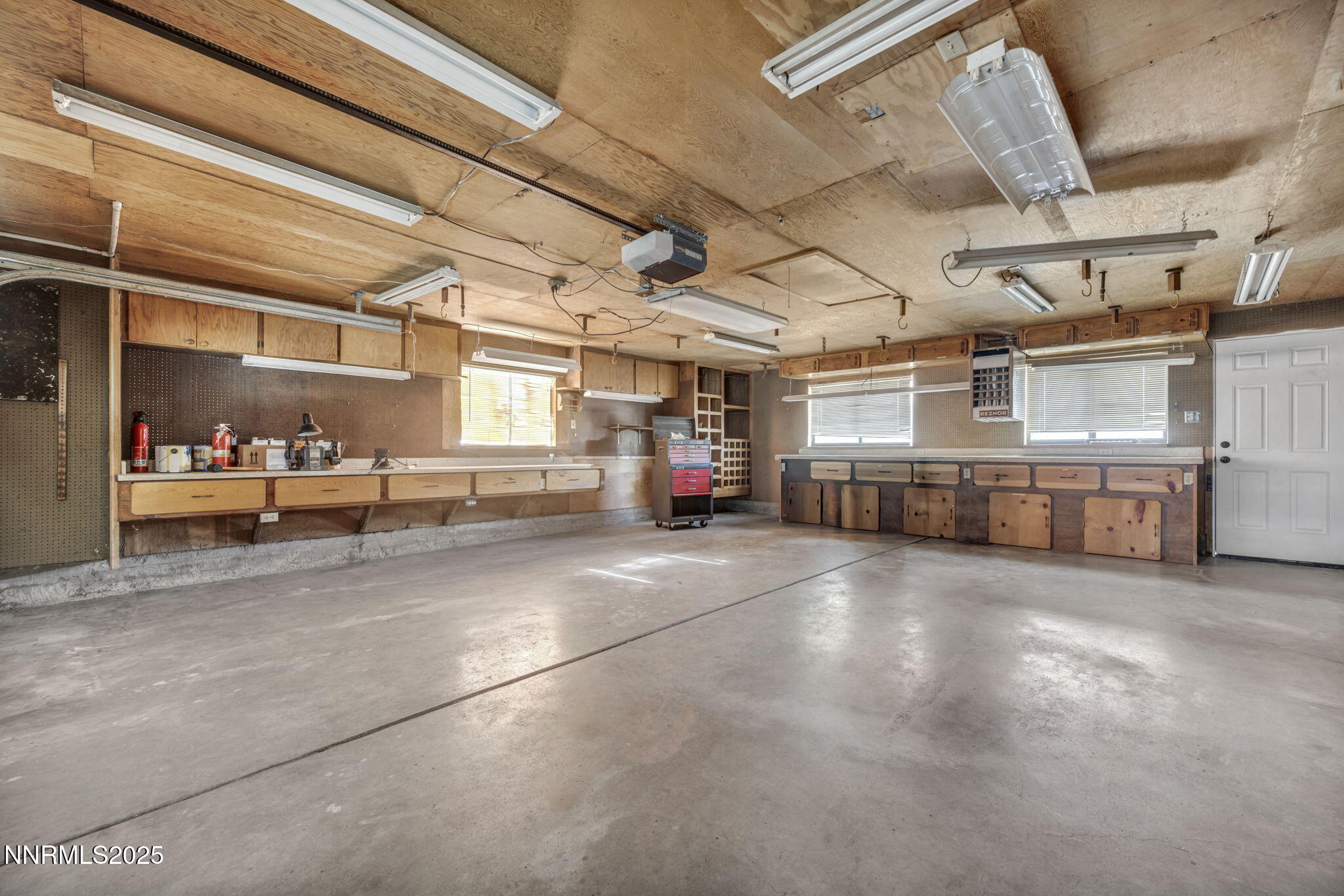 635 Cordone Avenue Reno, NV 89502 - Photo 12 of 40 49-web-or-mls-635-cordone-ave