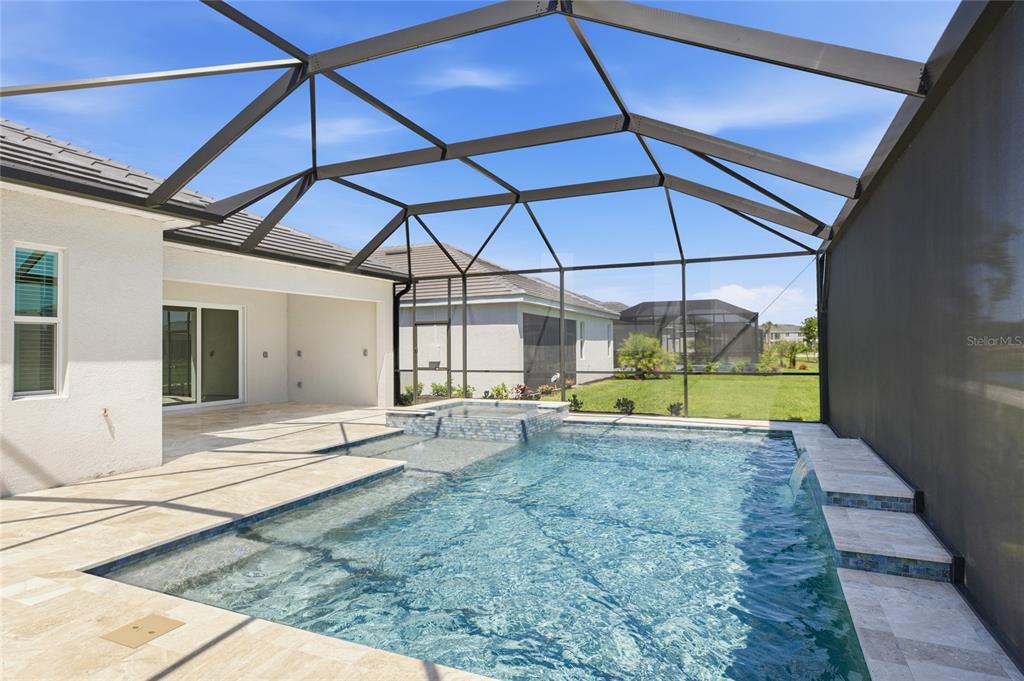 19156 Cherrystone Way Lakewood Ranch, FL 34211 - Photo 31 of 49 a view of a backyard of a house
