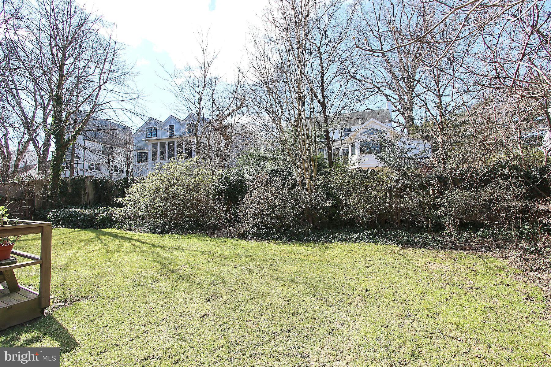 4514 Cortland Road Chevy Chase, MD 20815 - Photo 29 of 30 Exterior (Rear)