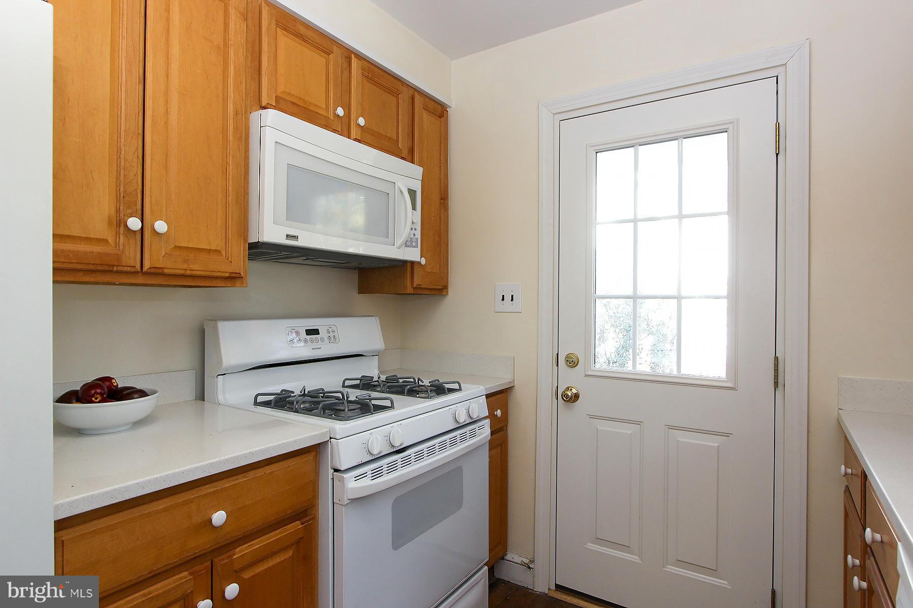 4514 Cortland Road Chevy Chase, MD 20815 - Photo 10 of 30 Kitchen