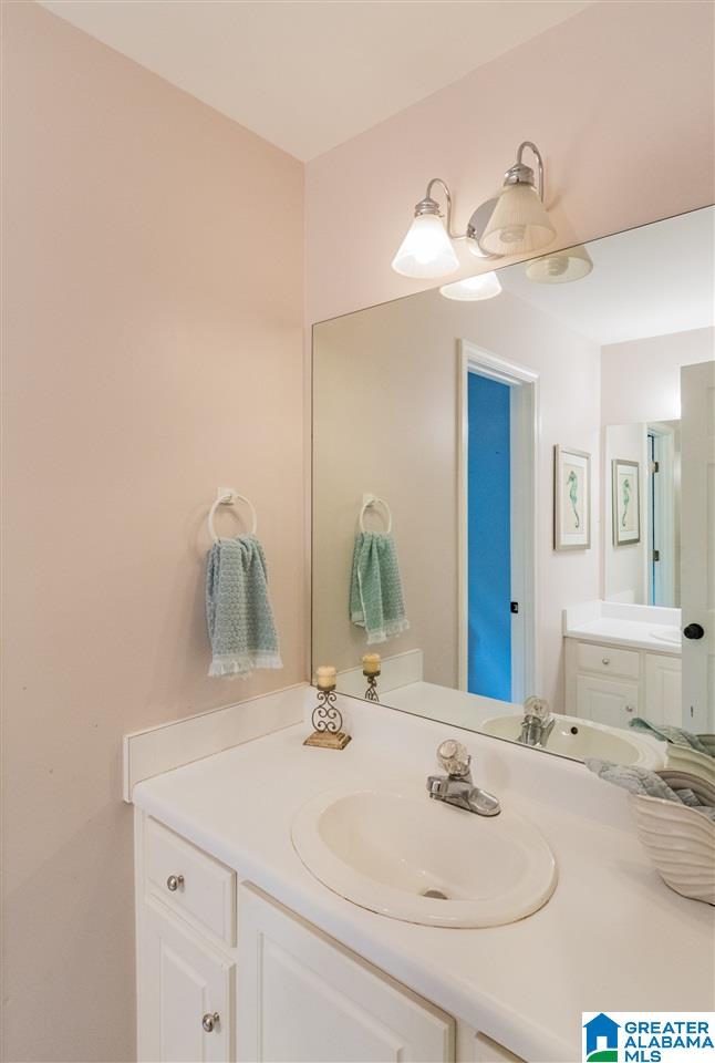 1817 Cross Circle Birmingham, AL 35244 - Photo 26 of 36