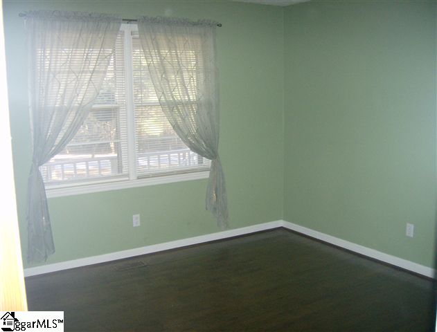107 Riverside Drive Piedmont, SC 29673 - Photo 11 of 13 Gallery Image 11