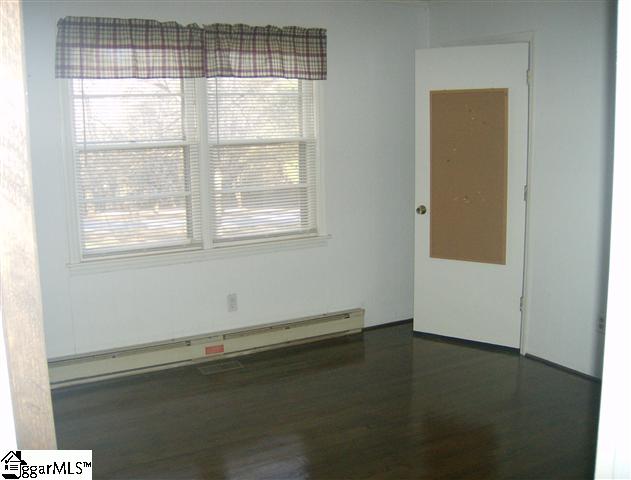107 Riverside Drive Piedmont, SC 29673 - Photo 7 of 13 Gallery Image 7