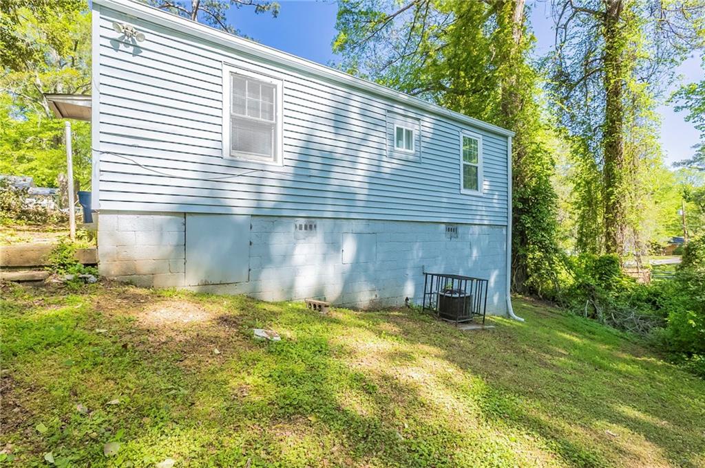 1328 Lockhaven Circle Southwest Atlanta, GA 30311 - Photo 22 of 26