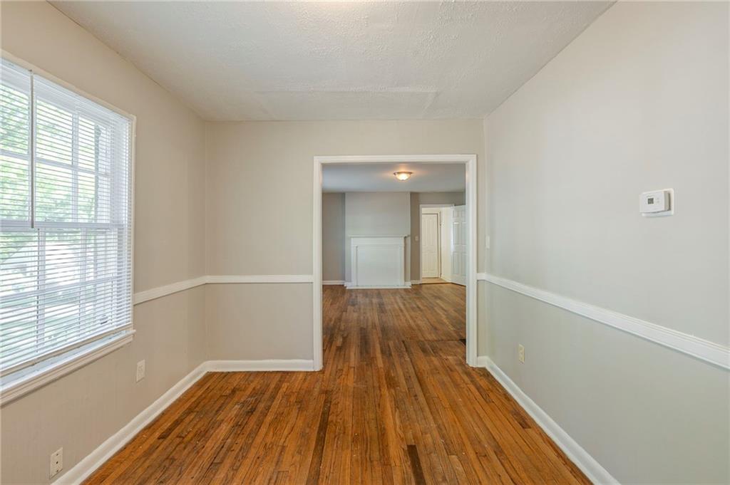 1328 Lockhaven Circle Southwest Atlanta, GA 30311 - Photo 10 of 26