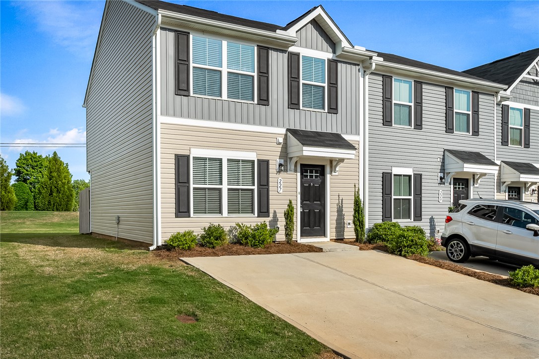 227 Lehman Way Anderson, SC 29621 - Photo 3 of 35