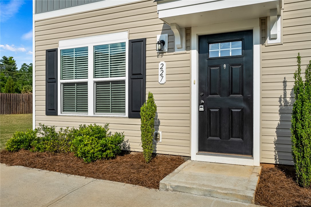 227 Lehman Way Anderson, SC 29621 - Photo 4 of 35