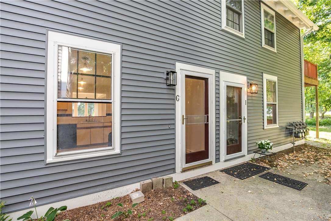 715 Ten Rod Road, Unit G North Kingstown, RI 02852 - Photo 3 of 18