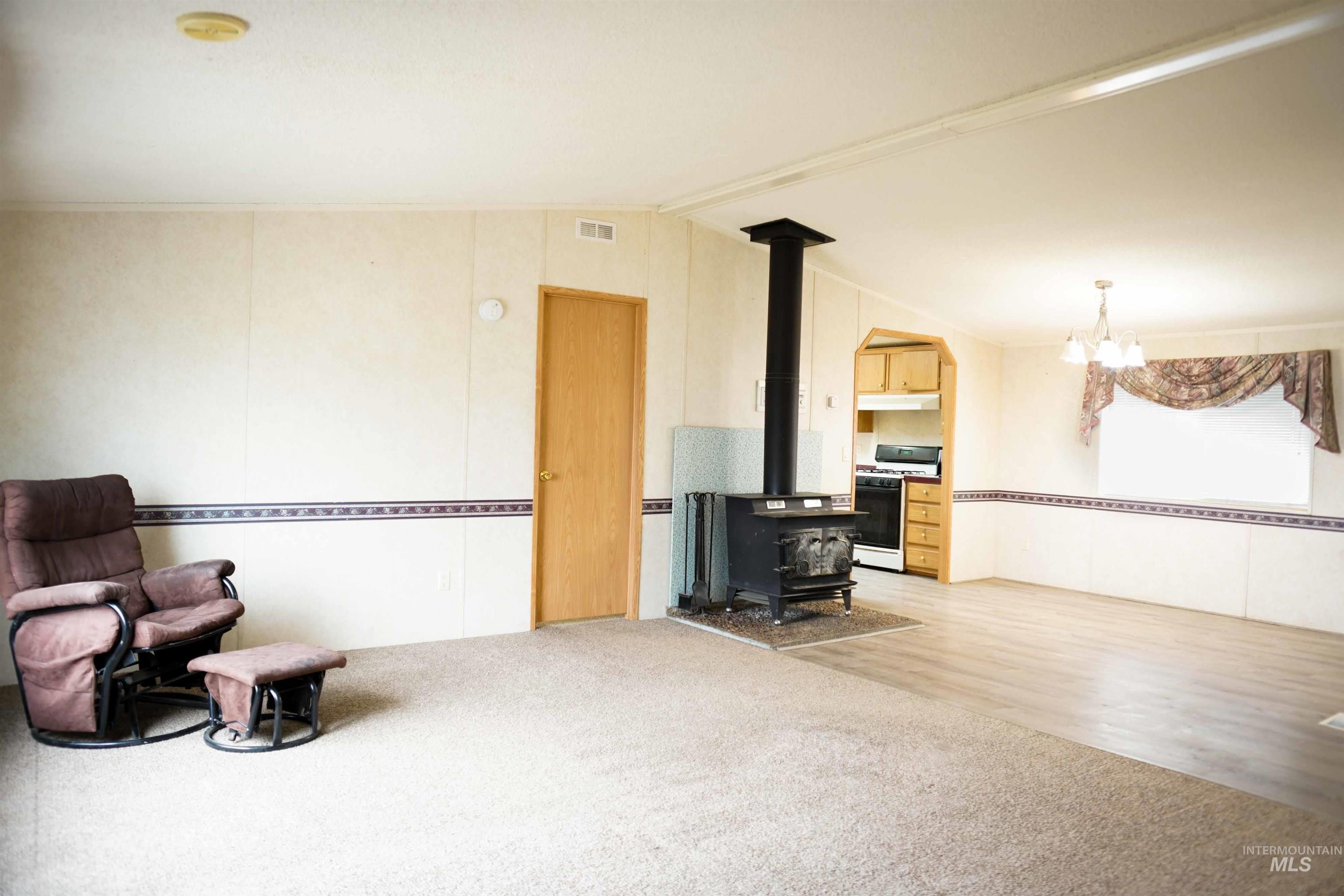 1762 East Canal Road Fruitland, ID 83619 - Photo 5 of 30