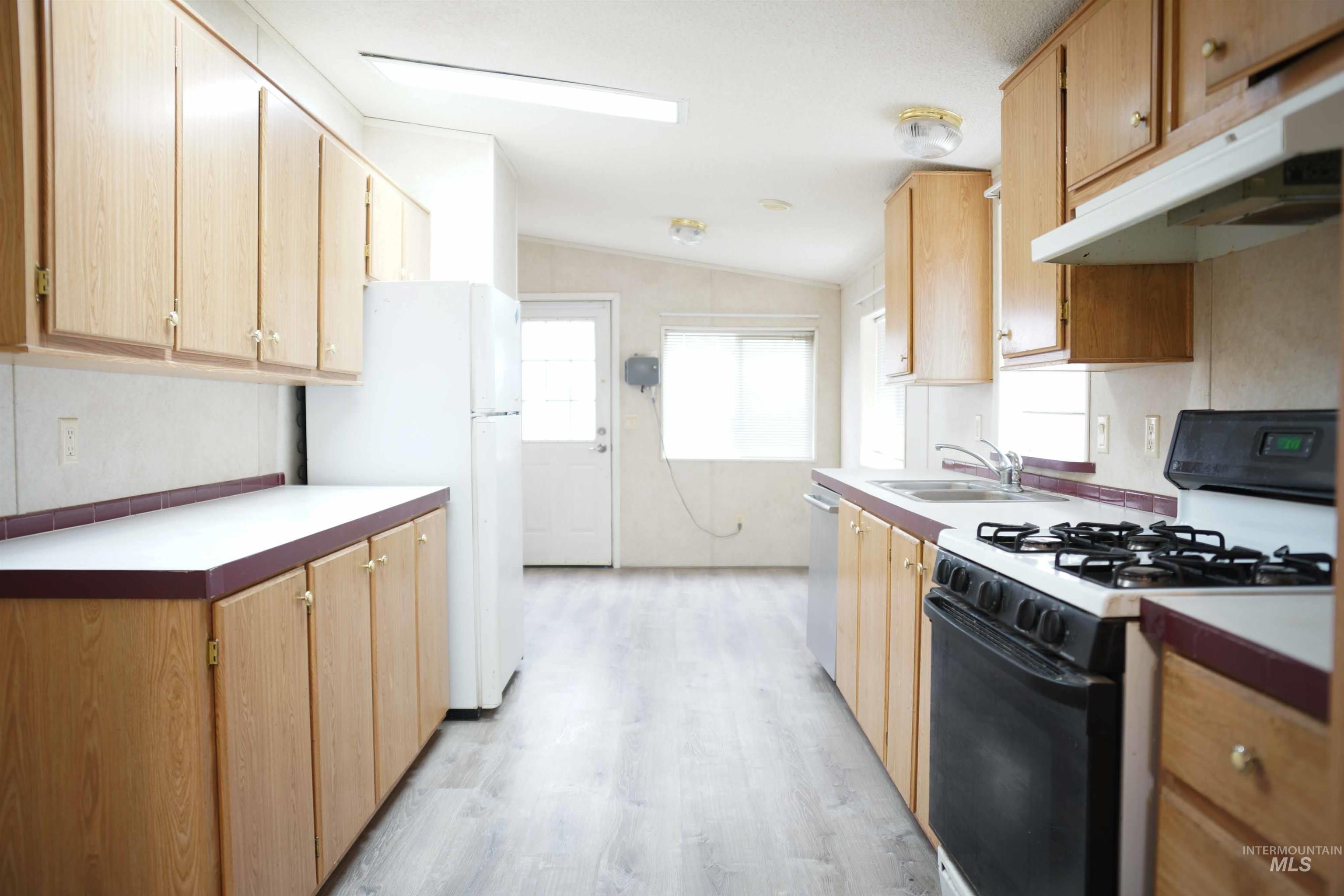 1762 East Canal Road Fruitland, ID 83619 - Photo 8 of 30