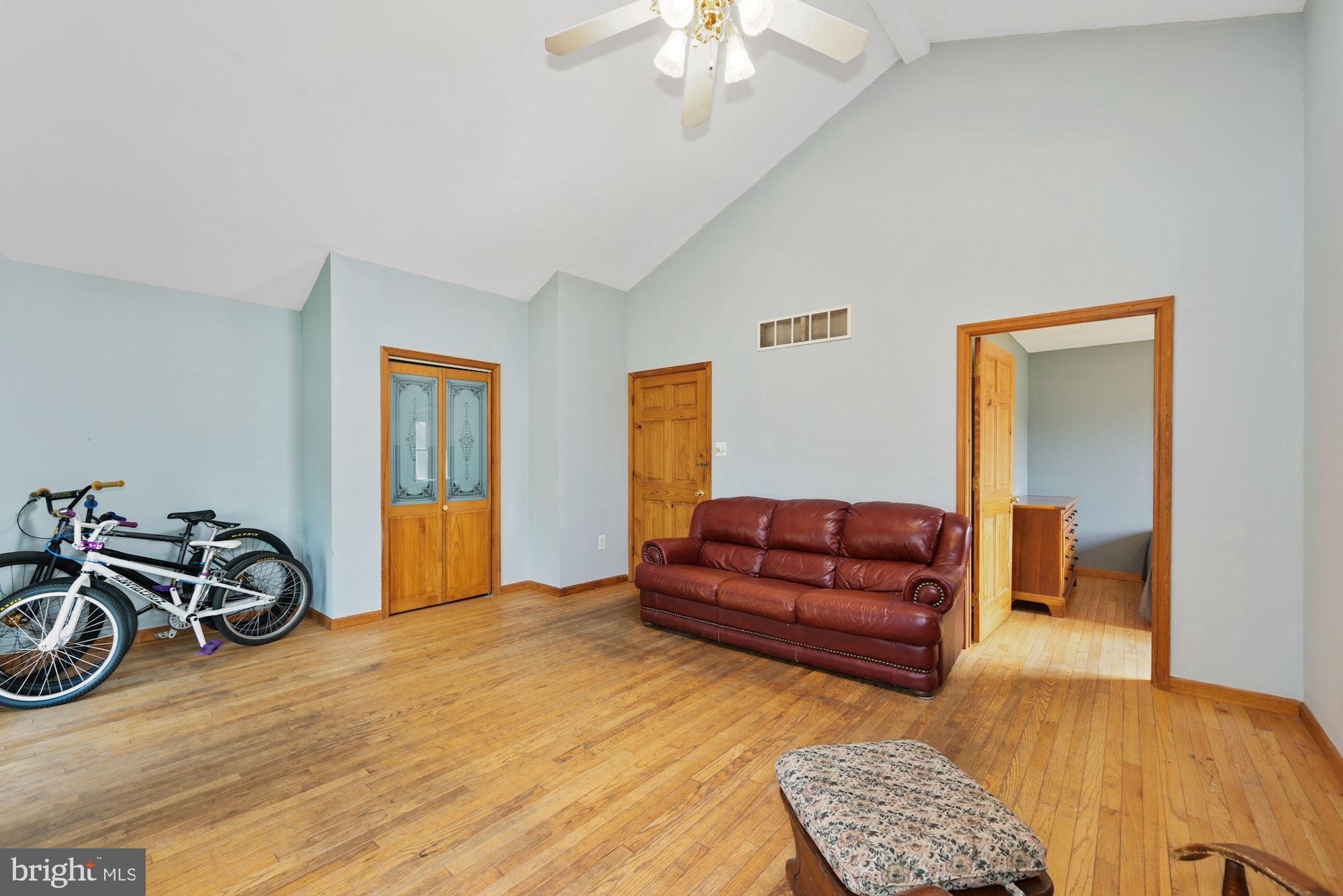 119 Tabernacle Road Medford, NJ 08055 - Photo 14 of 34 hardwoods
