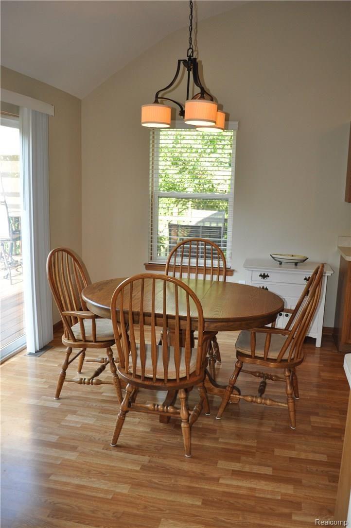4255 Ridge Court Pinckney, MI 48169 - Photo 10 of 35 10.JPG
