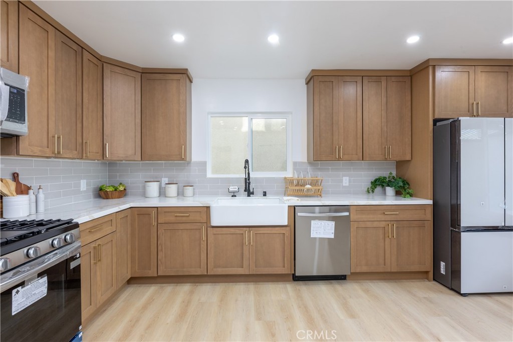 339 Winslow Avenue Long Beach, CA 90814 - Photo 15 of 50 All New Kitchen