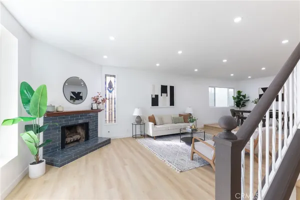 $1,450,000 | 339 Winslow Avenue, Long Beach, CA 90814