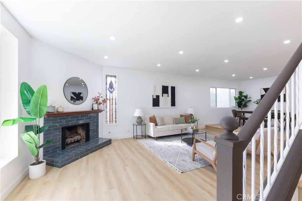 339 Winslow Avenue Long Beach, CA 90814 - Photo 5 of 50 Modern yet timeless