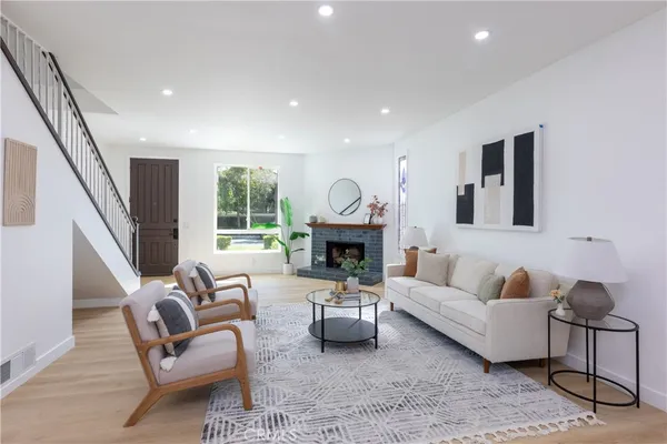$1,450,000 | 339 Winslow Avenue, Long Beach, CA 90814