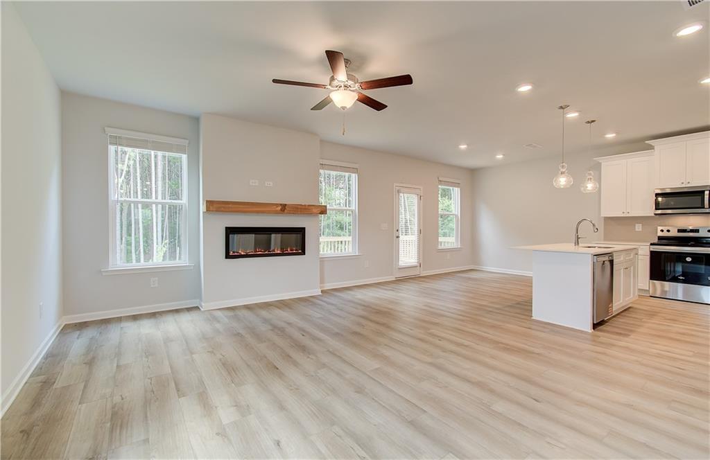 29 Cedar Drive Fairburn, GA 30213 - Photo 6 of 23