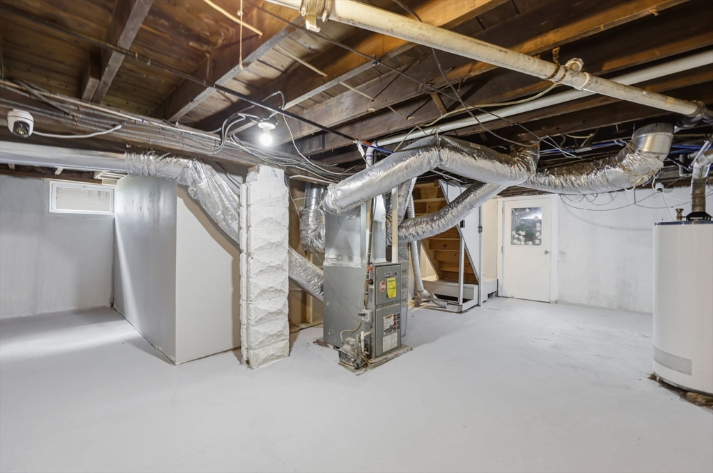 62 Kenyon Street Springfield, MA 01109 - Photo 23 of 26 a view of a car garage