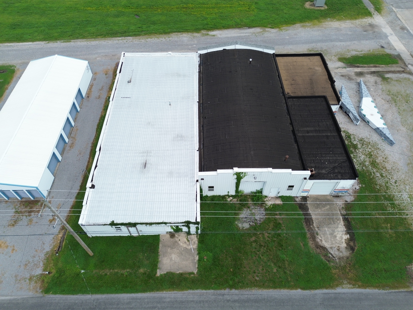 121 East Railroad Street Flora, IL 62839 - Photo 12 of 15