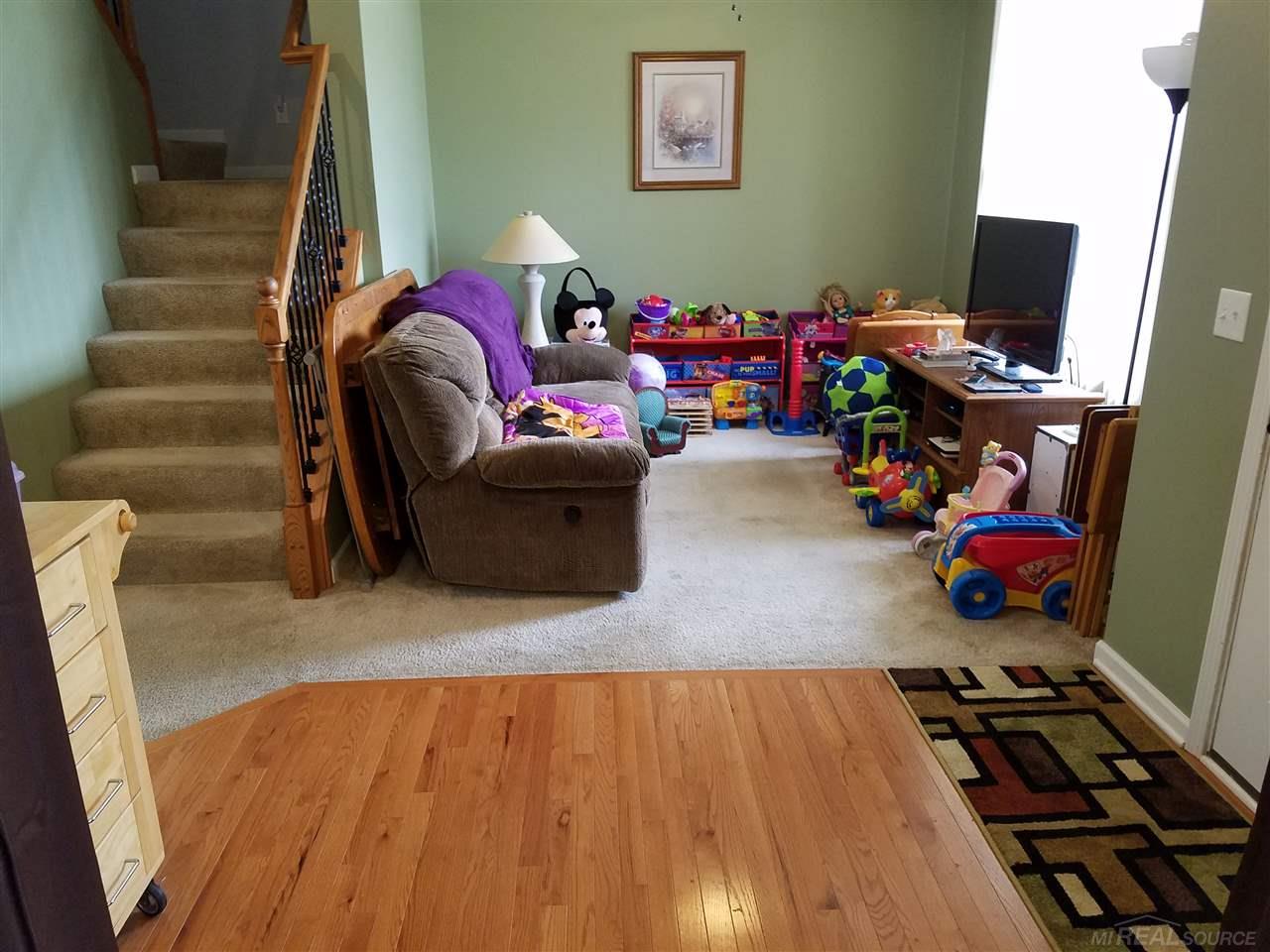 47866 Gloede Road Macomb, MI 48044 - Photo 16 of 42 31314353-15.JPG