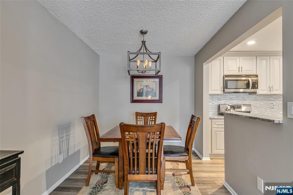 430 Poets Way, Unit 430 Mahwah, NJ 07430 - Photo 8 of 26