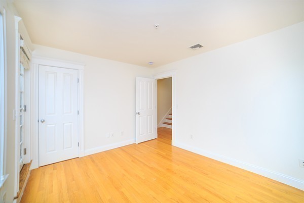 14 Decatur Street, Unit D14 Cambridge, MA 02139 - Photo 20 of 30 Gallery Image 20