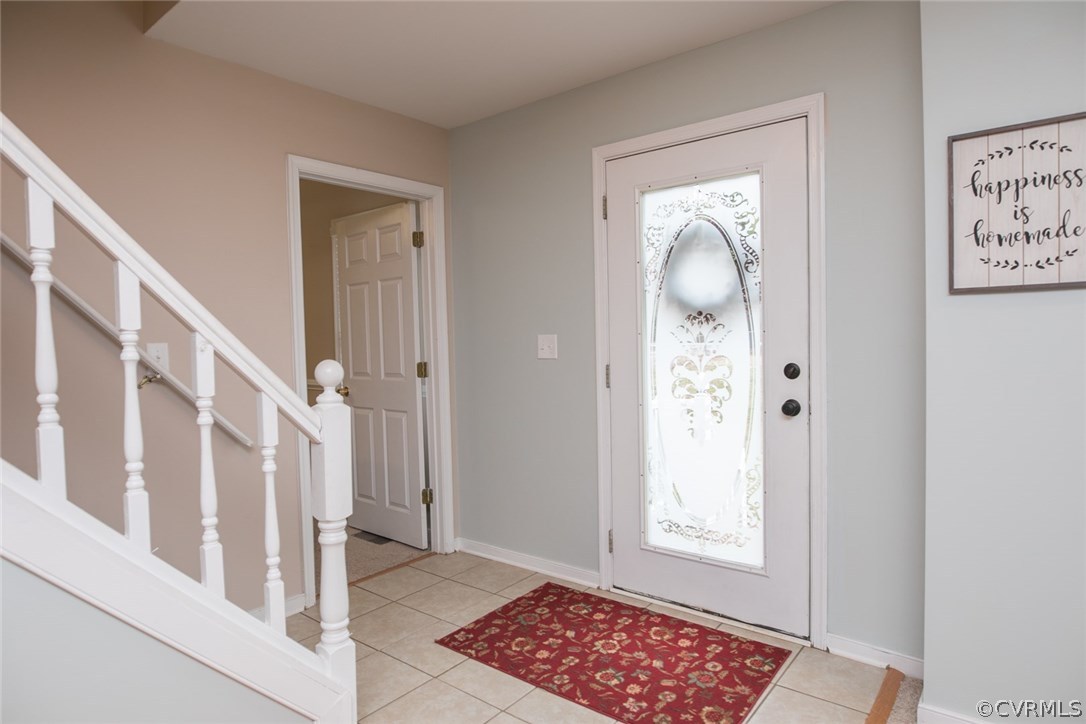 11631 Beach Road Chesterfield, VA 23838 - Photo 8 of 49 a view of an entryway with wooden floor