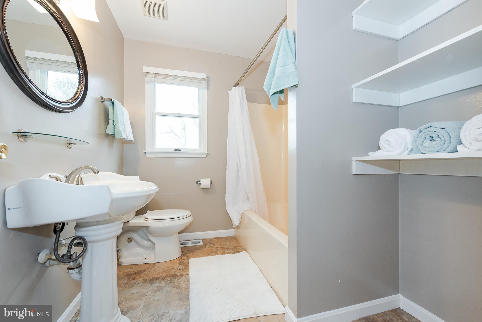 10529 Liberty Road Randallstown, MD 21133 - Photo 21 of 30 Bathroom
