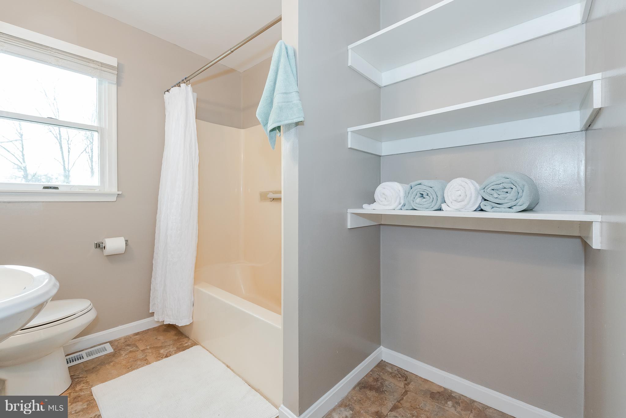 10529 Liberty Road Randallstown, MD 21133 - Photo 22 of 30 Bathroom