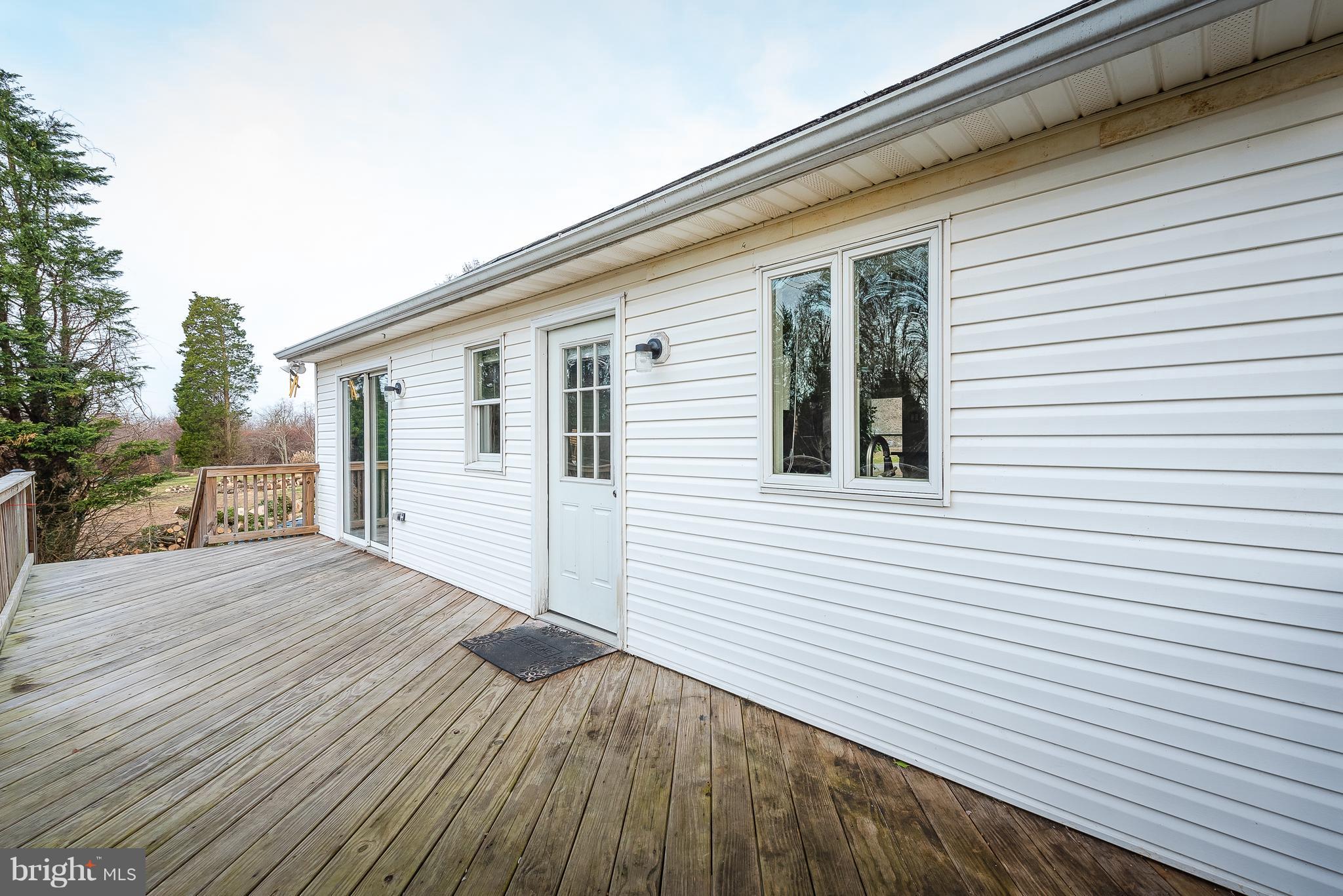 10529 Liberty Road Randallstown, MD 21133 - Photo 27 of 30 Deck