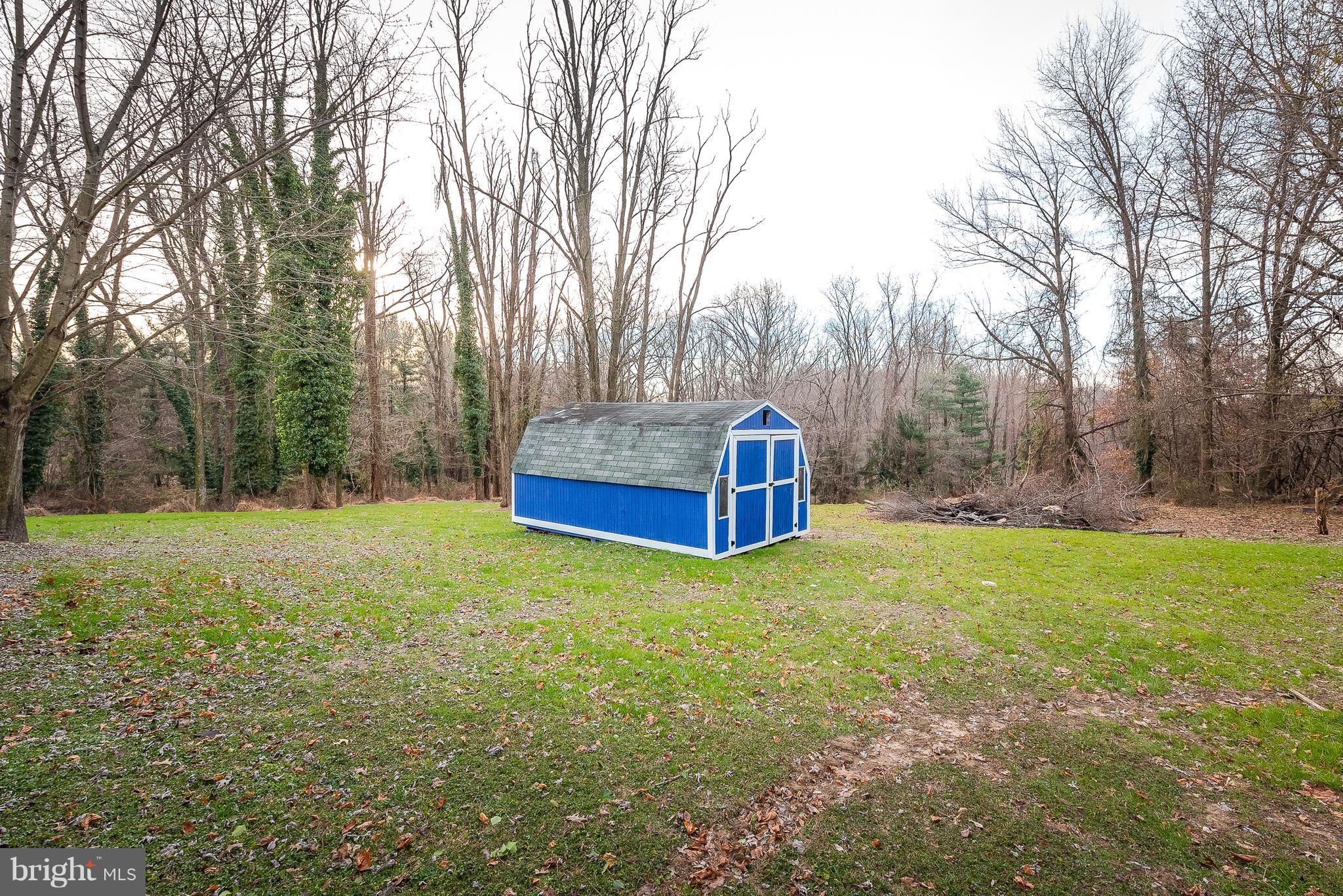 10529 Liberty Road Randallstown, MD 21133 - Photo 4 of 30 Yard and Shed