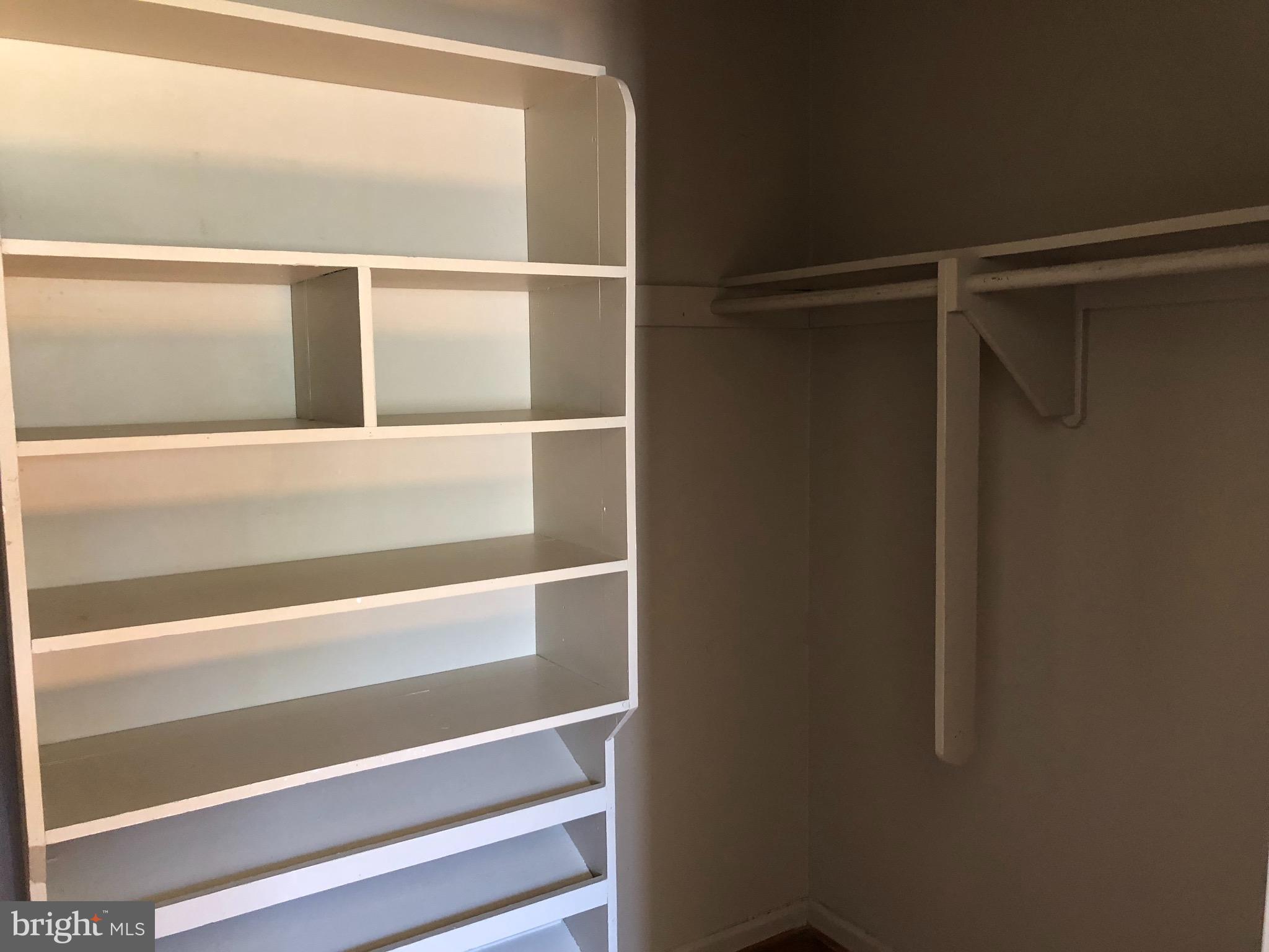 8504 Fort Hunt Road Alexandria, VA 22308 - Photo 13 of 28 Bedroom (Master)