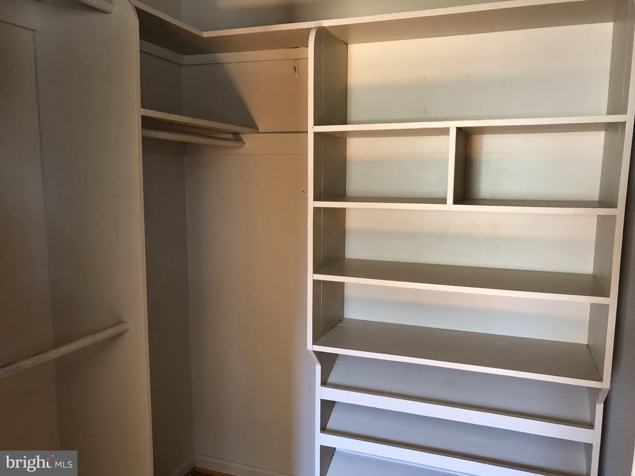 8504 Fort Hunt Road Alexandria, VA 22308 - Photo 14 of 28 Bedroom (Master)