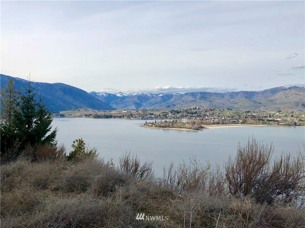 4620 South Lakeshore Road Chelan, WA 98816 - Photo 11 of 16 Gallery Image 11