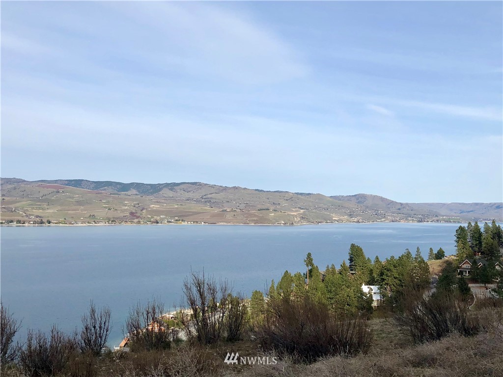 4620 South Lakeshore Road Chelan, WA 98816 - Photo 15 of 16 Gallery Image 15