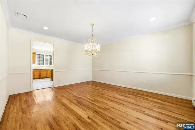 $2,500,000 | 365 Forest Drive, Englewood Cliffs, NJ 07632