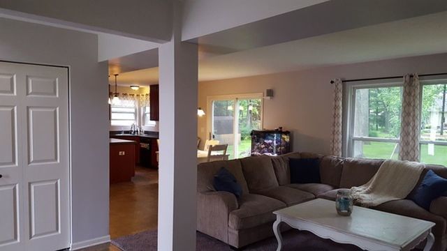 1813 Butterfield Road Woodstock, IL 60098 - Photo 3 of 18