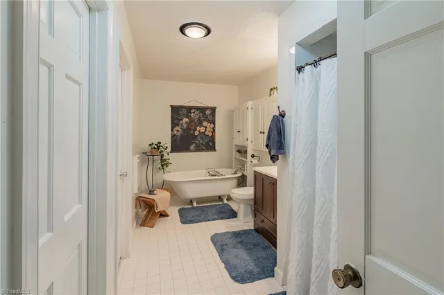 $499,900 | 244 Columbine Lane, Galax, VA 24333