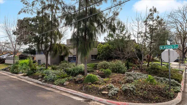 $590,000 | 1018 West Morris Avenue, Modesto, CA 95350
