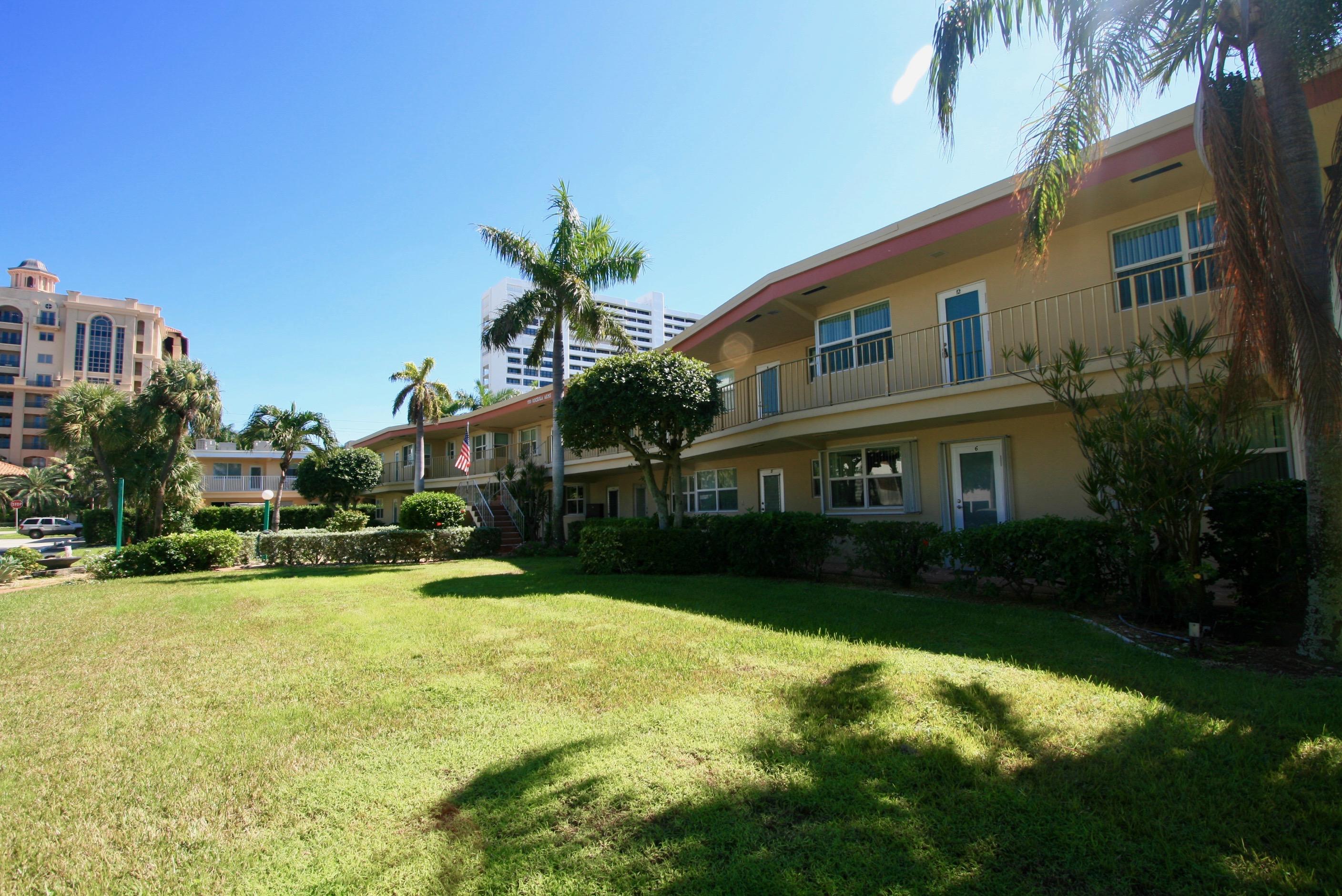 930 Osceola Drive, Unit 11 Boca Raton, FL 33432 - Photo 1 of 27 Osceola Arms