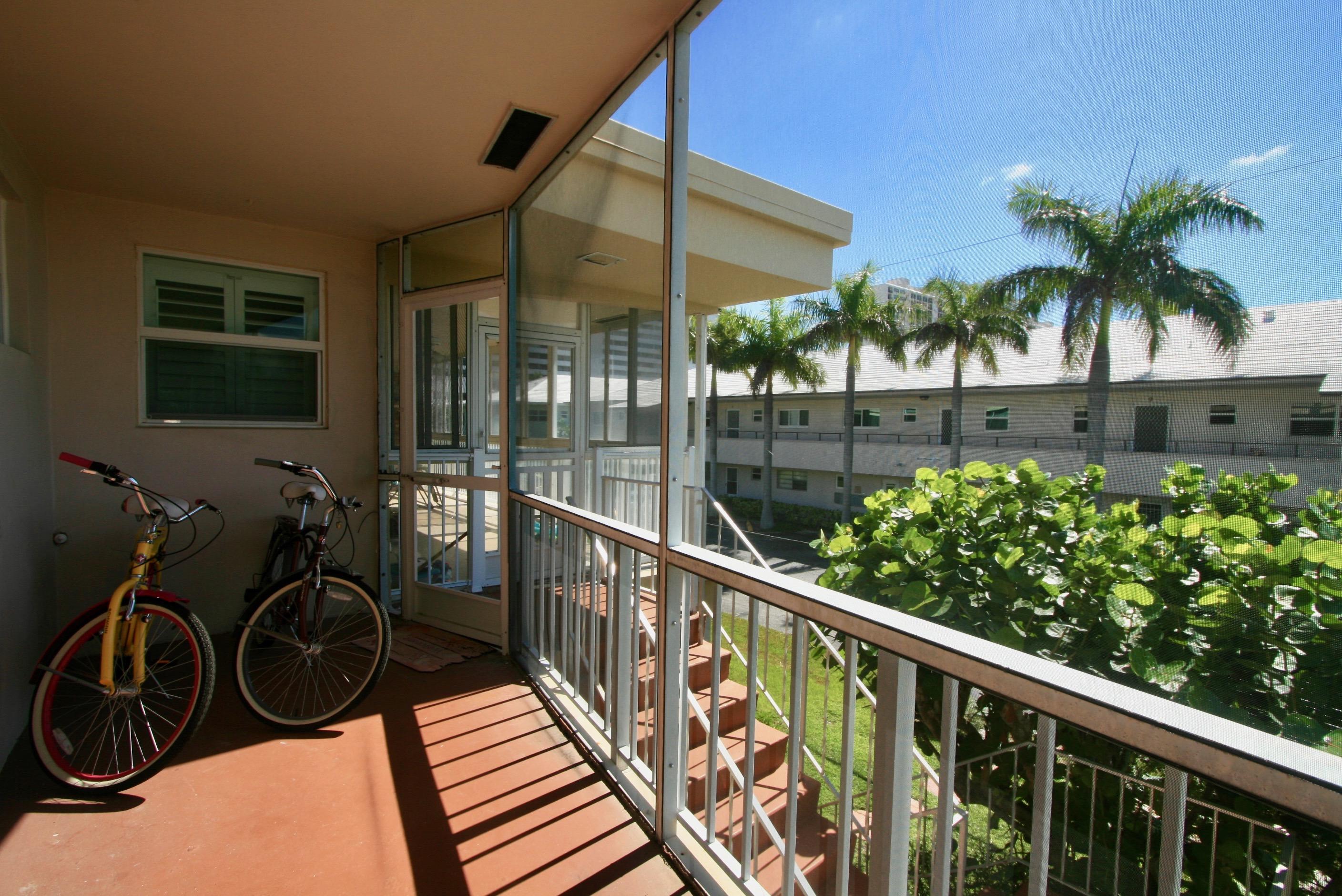 930 Osceola Drive, Unit 11 Boca Raton, FL 33432 - Photo 21 of 27 IMG_2851