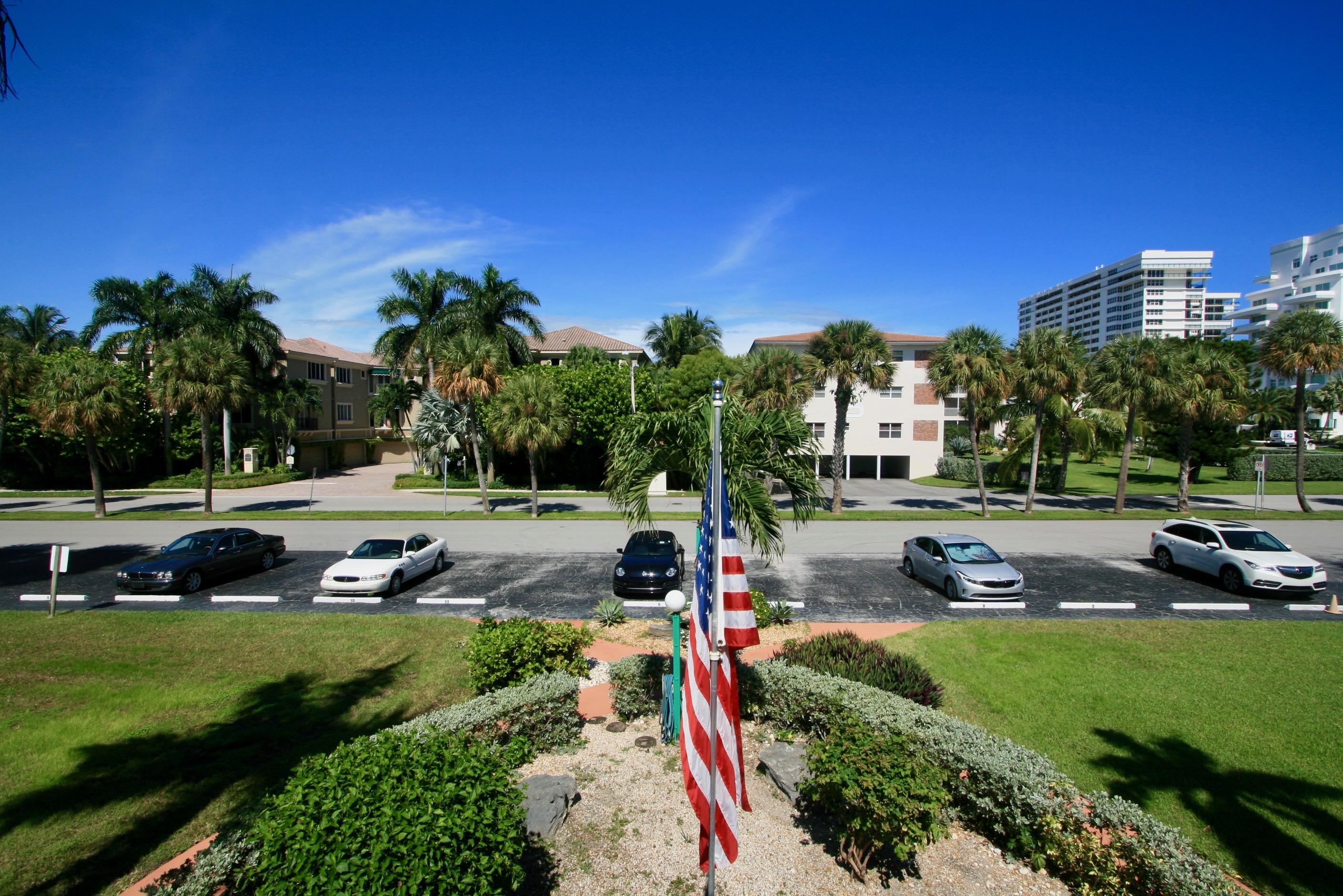 930 Osceola Drive, Unit 11 Boca Raton, FL 33432 - Photo 23 of 27 View to North