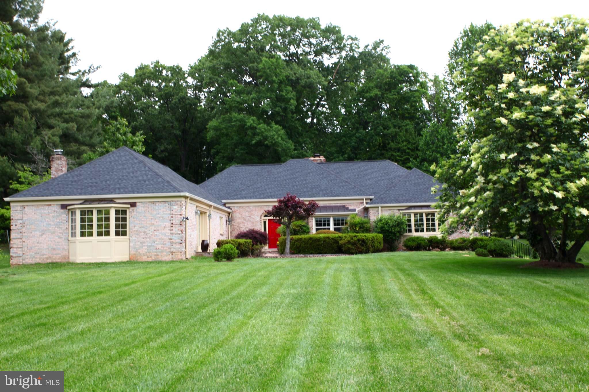 6401 Stallion Road Clifton, VA 20124 - Photo 2 of 67 Beautiful Manicured Landscaping & Mature Trees